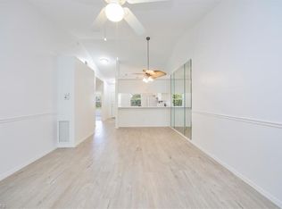 326 Bradstrom Cir #F202, Naples, FL 34113