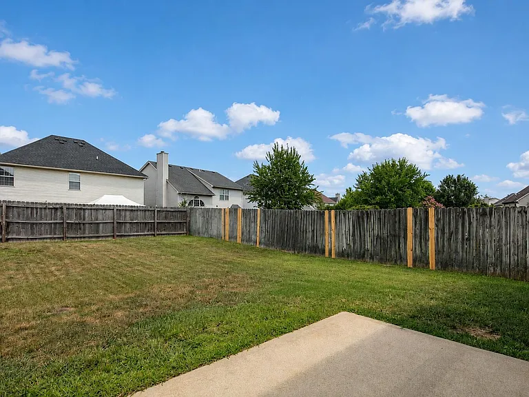 565 Wellington Gardens Dr — Photo 21