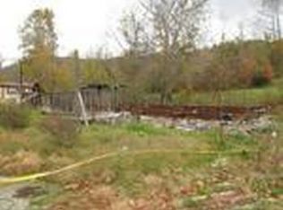 514 Wooldridge Ln, Jellico, TN 37762