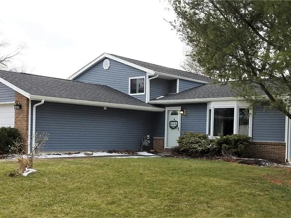 18224 Walnut Dr, Strongsville, OH 44136