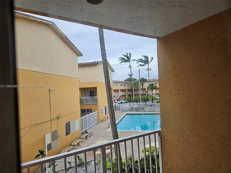 6235 Kendale Lakes Cir #237 — Photo 7