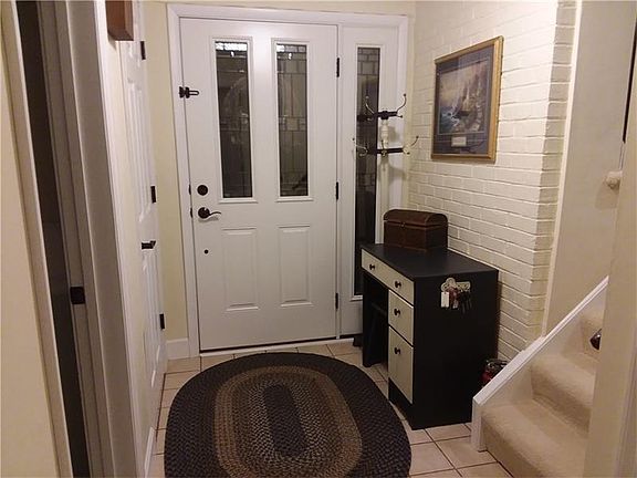 4th image of 517 New Market Dr