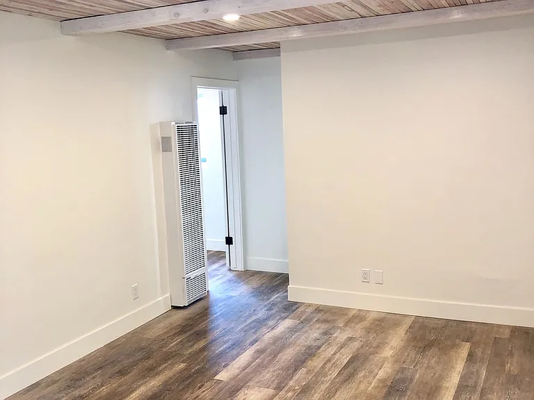 503 N Elena Ave — Photo 11