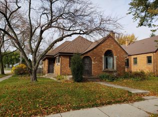 3031 S Howell Ave, Milwaukee, WI 53207