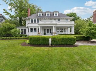 17835 Lake Rd, Lakewood, OH 44107