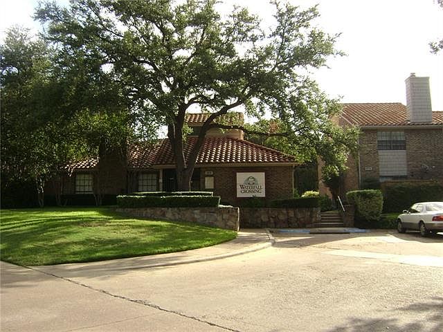 1st image of 895 Dublin Dr APT A