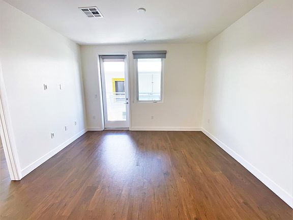 4th image of 2110 El Cajon Blvd #511