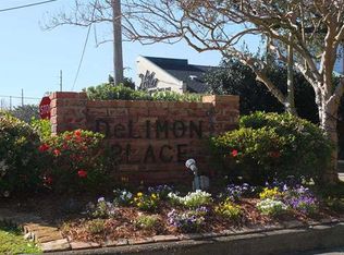 313 Rue Street Peter, Metairie, LA 70005