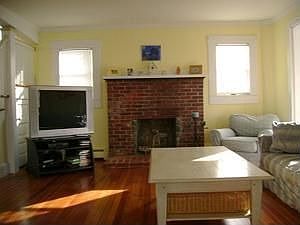 2nd image of 28 Karge St
