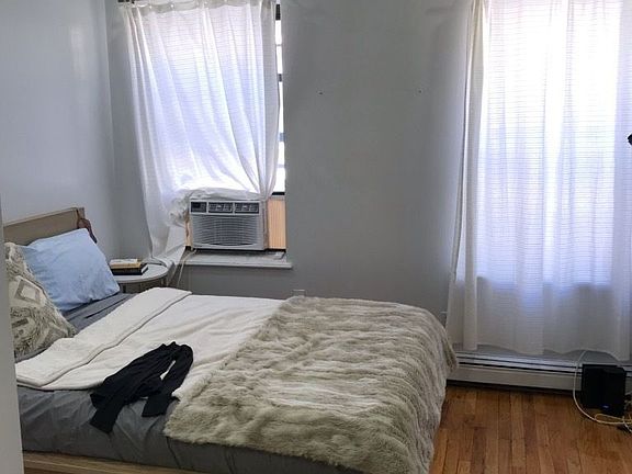5th image of 156 Orchard St APT 3B