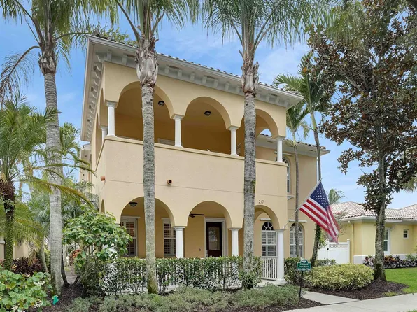 217 Florence Dr, Jupiter, FL 33458