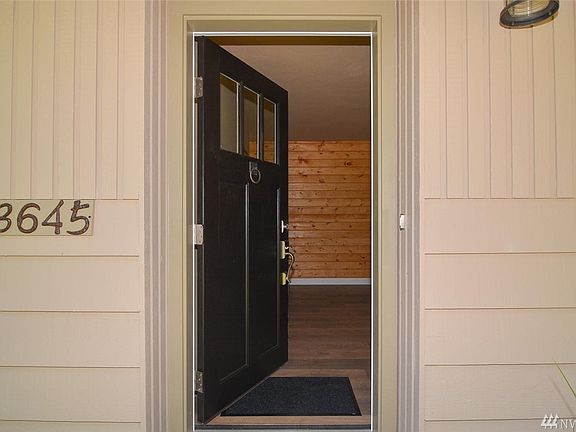 3rd image of 3645 Wesley Dr NW