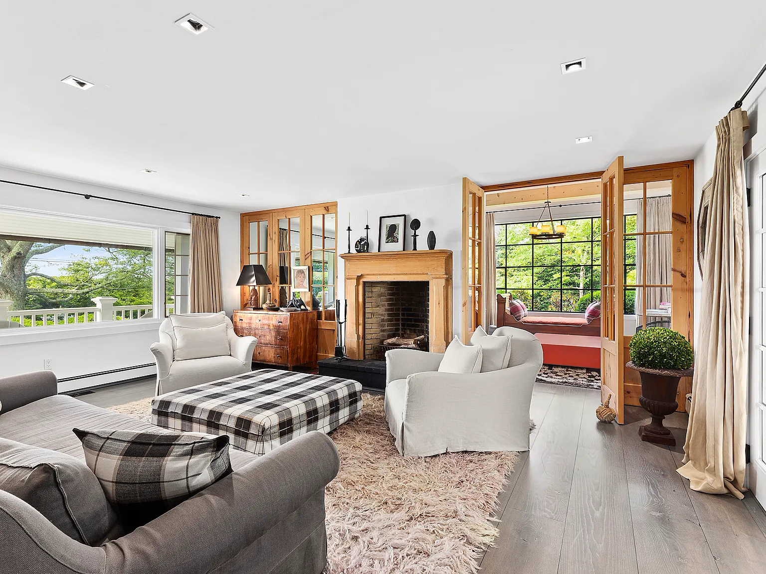 Ocean and Reserve Views in Sagaponack — Photo 2