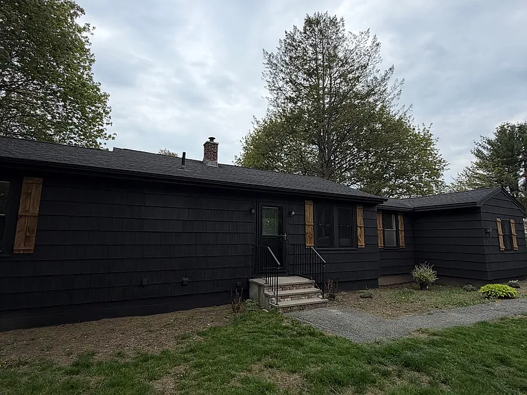 99 Old County Rd — Photo 1