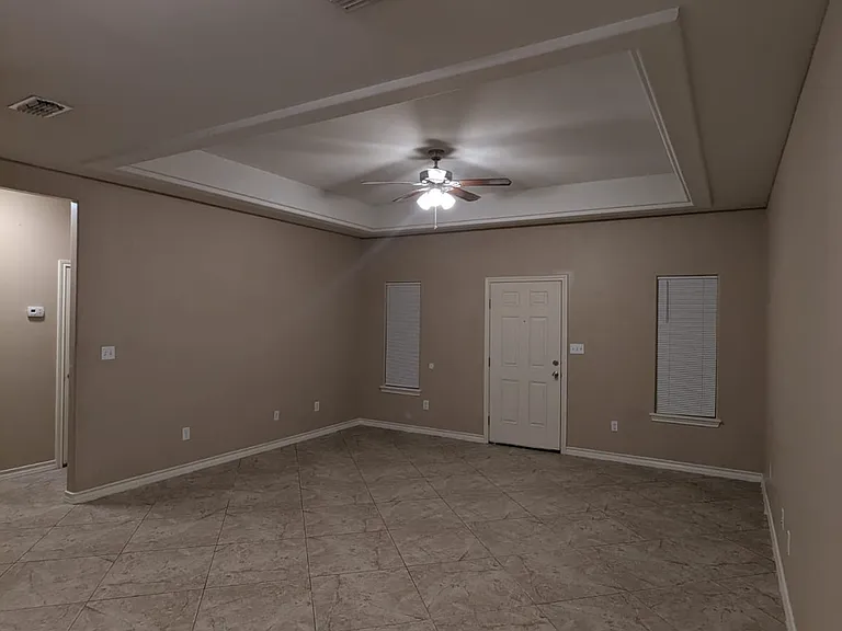 2227 US Highway 281 #A3 — Photo 1