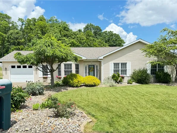 15 Kennedy Dr, Caldwell, OH 43724