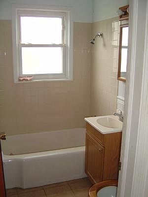 4th image of 2720 Calwagner St