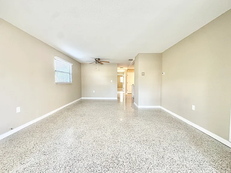 4335 Floramar Ter — Photo 12