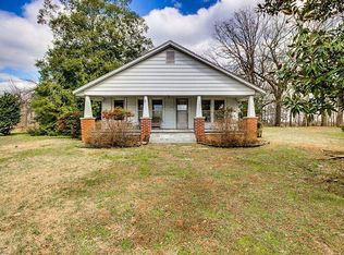 1341 State Highway 705, Seagrove, NC 27341