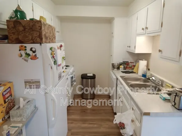 1516 E Grand Ave APT 101, Laramie, WY 82070