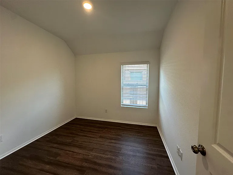 5111 Winslow Grove Dr — Photo 12