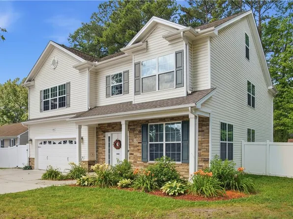 568 Waters Rd, Chesapeake, VA 23322