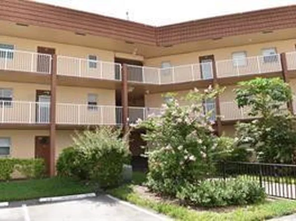 9001 Sunrise Lakes Boulevard #201, Sunrise, FL 33322