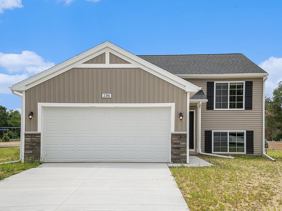 1st image of 4447 Pine Creek Dr