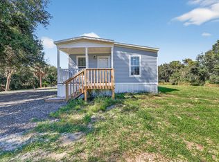 7284 Palm Ave, Leesburg, FL 34788