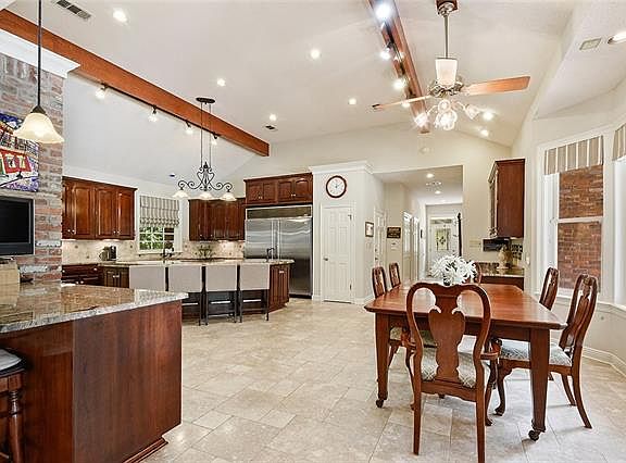 5th image of 71155 Whiskey Oaks Dr