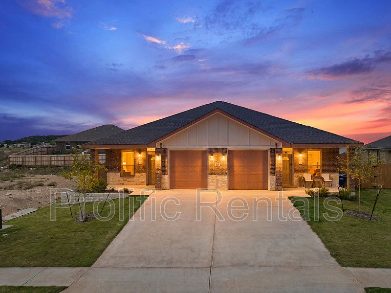 1st image of 126 Leon Ln #A