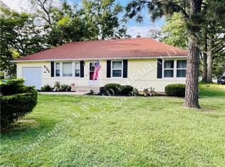 8700 W 82nd St, Overland Park, KS 66204