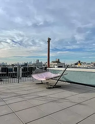 Rented by eRealty Advisors USA Inc | media 16