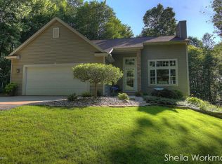3862 Josie Ln, Middleville, MI 49333