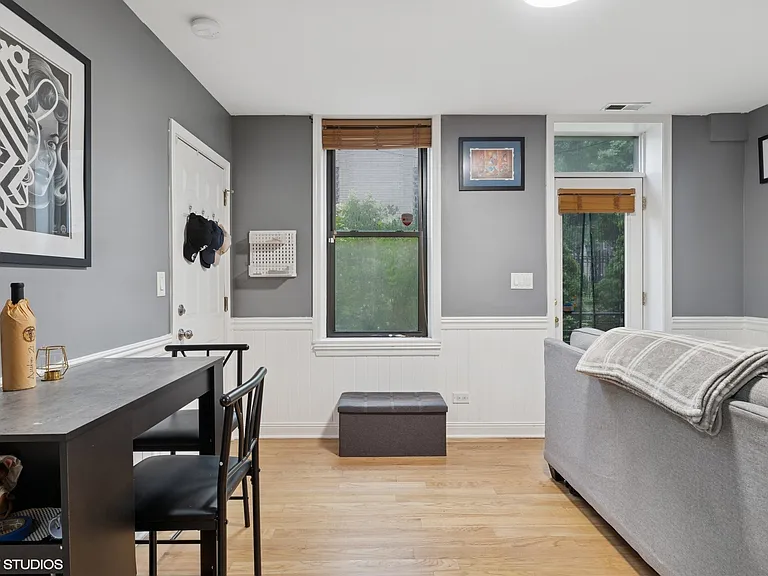 1920 W Dickens Ave #1F — Photo 9