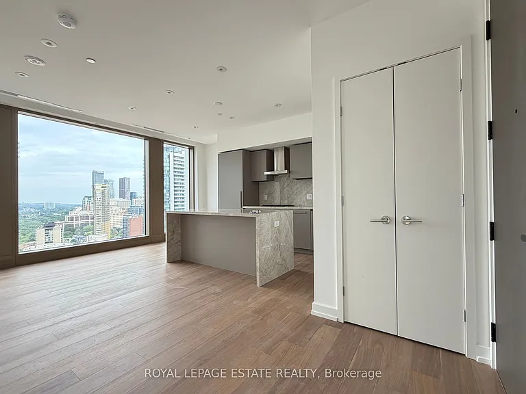 1315 Bay St #2201 — Photo 5