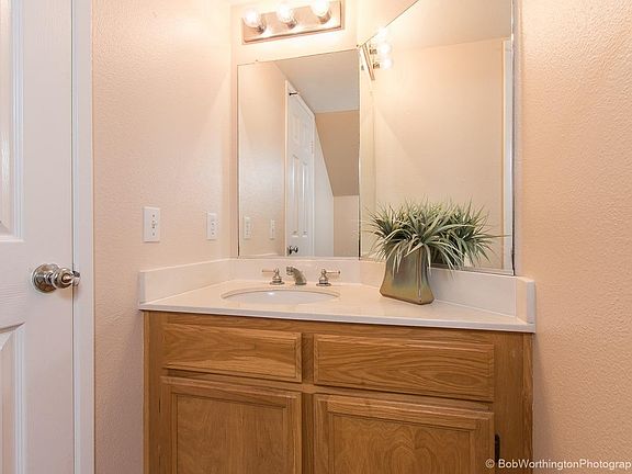 5th image of 10878 Creekbridge Pl