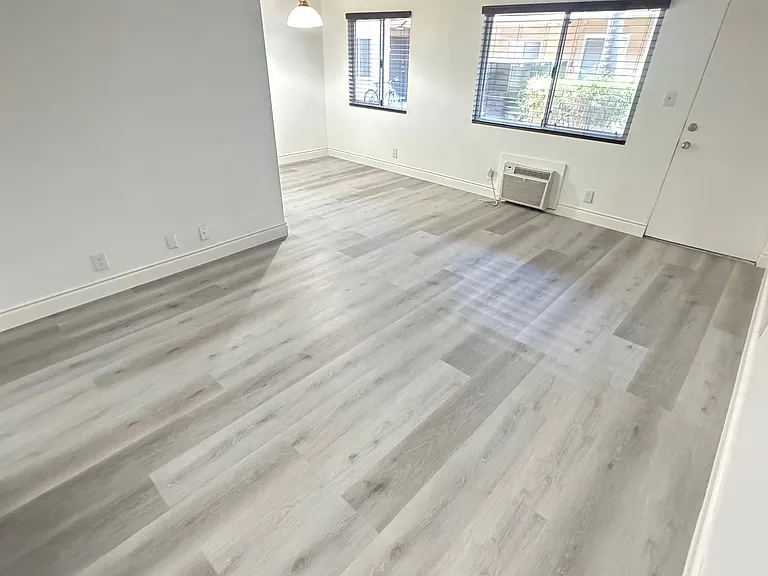 1133 E Alosta Ave #12 — Photo 7