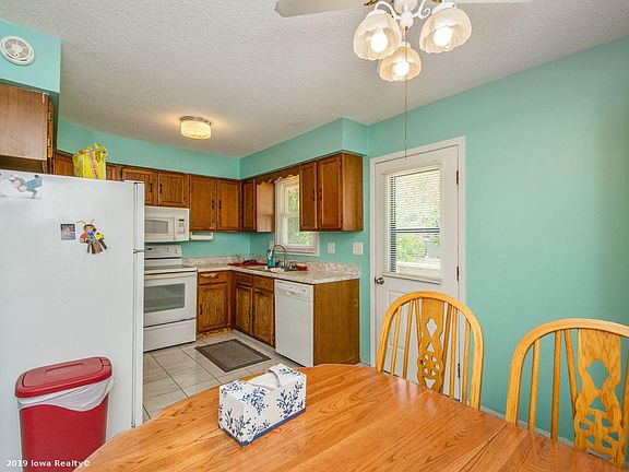 4th image of 511 Fairview Dr
