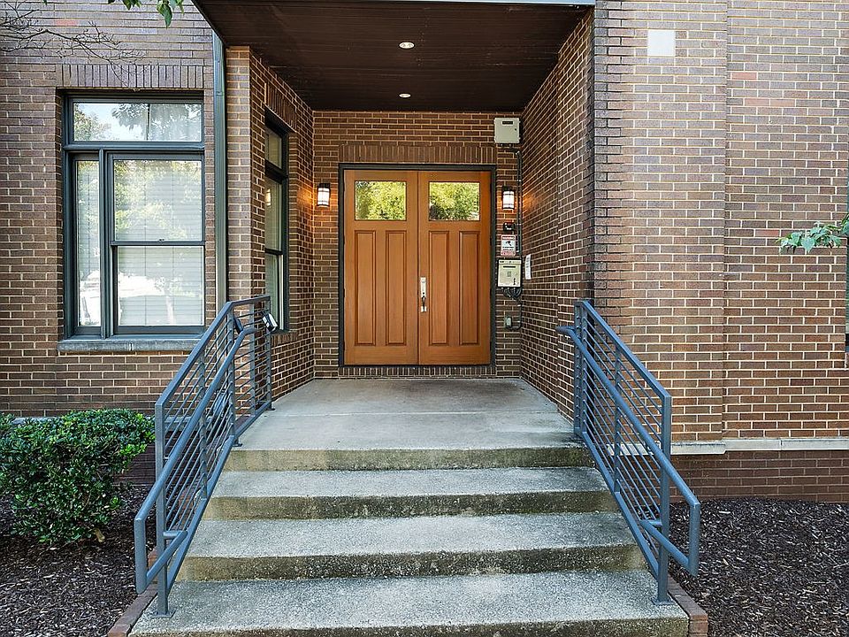 1st image of 1706 18th Ave S Suite 306