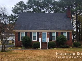567 Chaucer Dr, Winterville, NC 28590