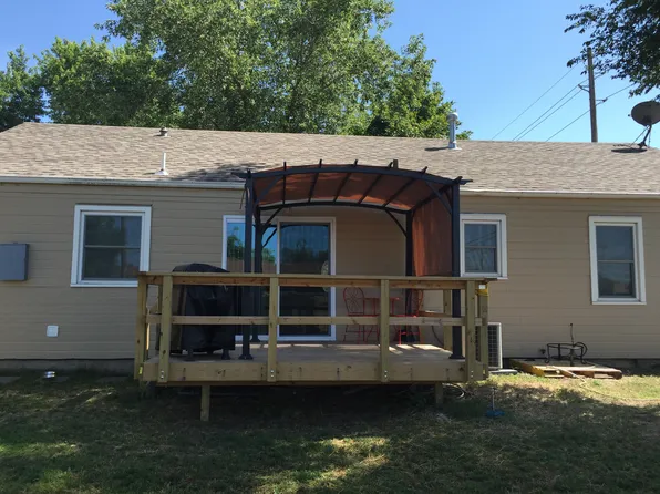 1036 W 9th St, Junction City, KS 66441