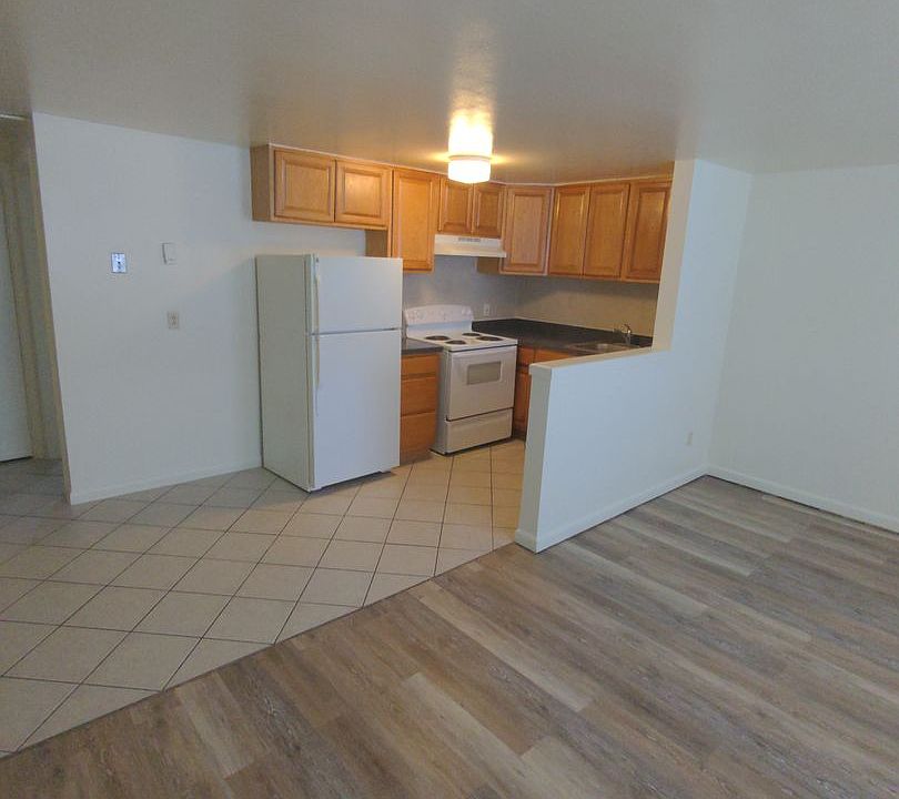 1st image of 5300-5321 W Tilghman St #5321-30