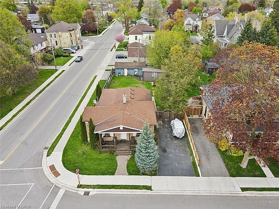2nd image of 27 Roseview Ave