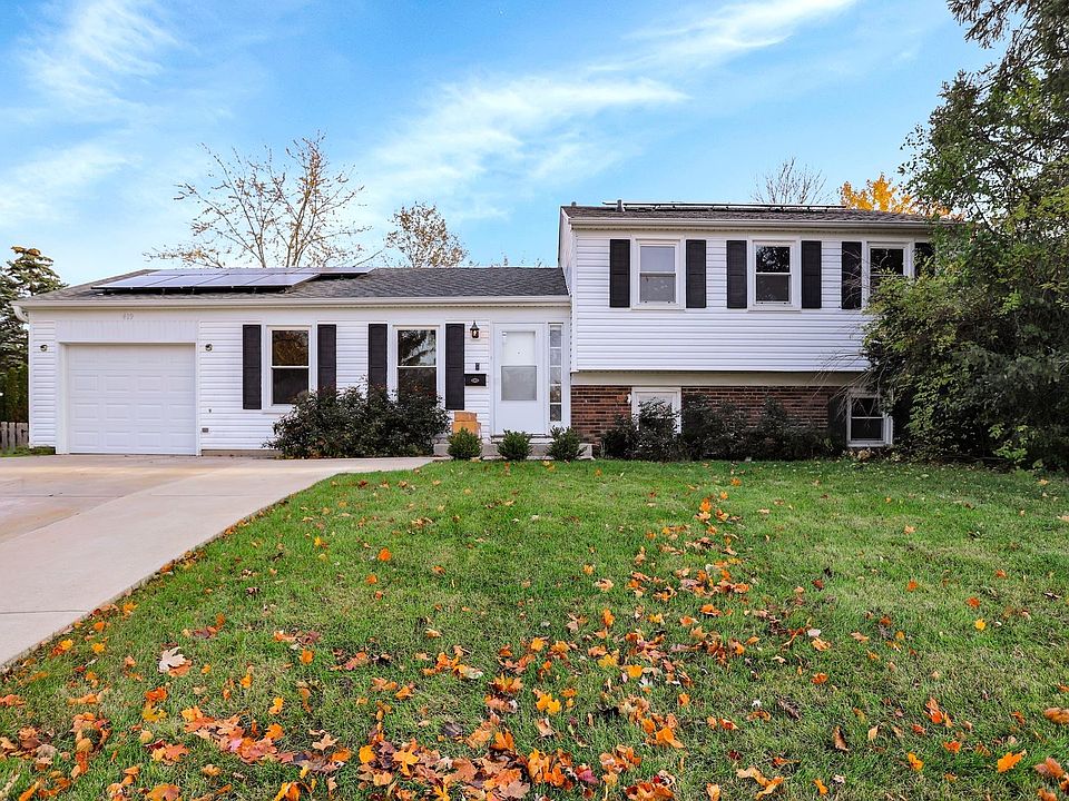 1st image of 419 Selkirk Dr