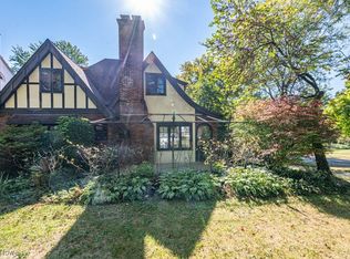 63 Overhill Rd, Youngstown, OH 44512