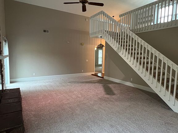 2nd image of 13161 Silver Oak Dr