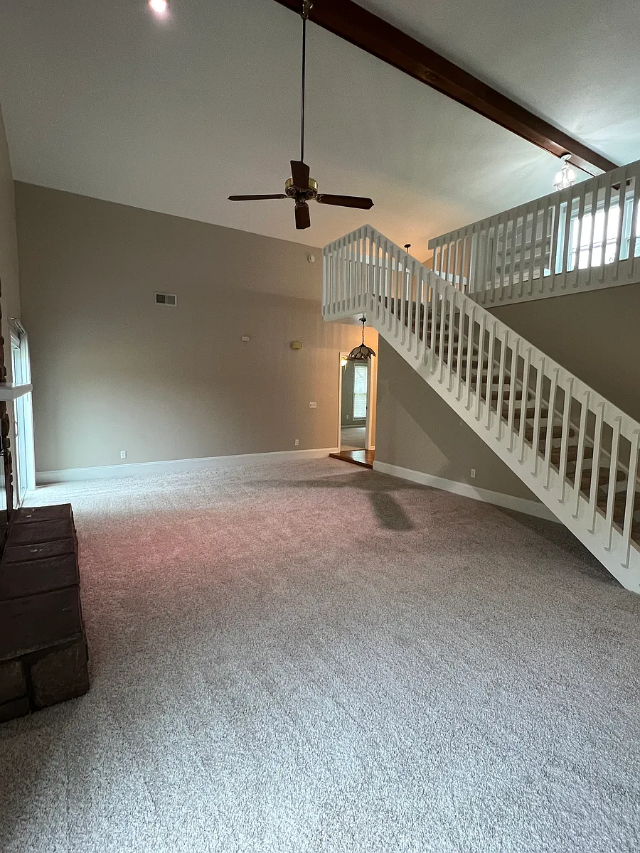 Building Photo - 13161 Silver Oak Dr