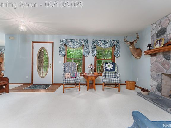 5th image of 7511 Welle Rd