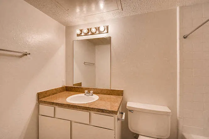 MARFA Apartments — Photo 16